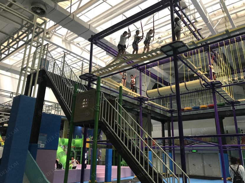 室（shì）內運動公園（yuán）高空拓展類項目展示